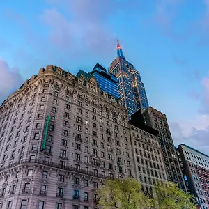 **** Hotel Martinique On Broadway, Curio Collection By Hilton USA